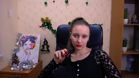 Nica online show from December 21, 3:31 pm
