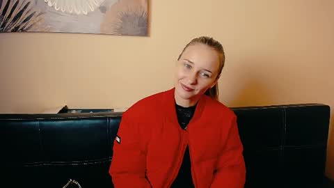 Snapshot of _nicole_new chatting on March 29, 9:09 am Nica online show from March 29, 9:09 am