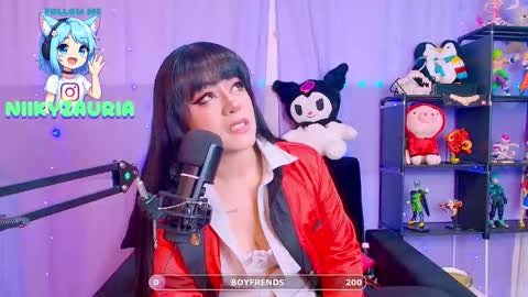 niiky online show from November 5, 10:15 am