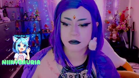 niiky online show from May 15, 12:45 pm