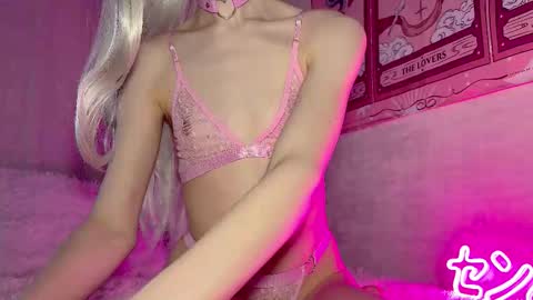 Nora online show from November 16, 8:42 am