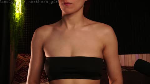 Lady Jess from house of Dragonborns online show from November 14, 3:22 pm