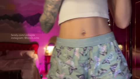 Snapshot of _octopussy_ chatting on February 8, 9:15 pm Mikayla online show from February 8, 9:15 pm