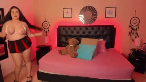 Olivia jones online show from November 25, 3:34 pm