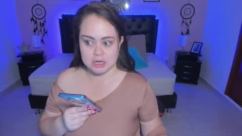 Olivia jones online show from February 10, 11:47 am