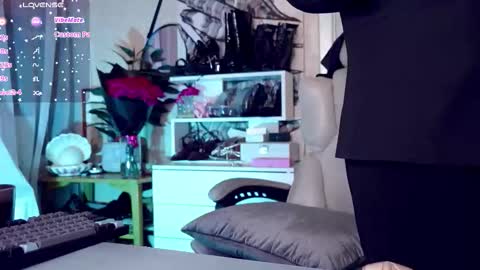 Snapshot of _owner_ chatting on March 27, 8:26 am The Supreme Goddess Rose online show from March 27, 8:26 am