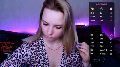 Snapshot of _pando4ka_ chatting on February 27, 8:14 am pando4ka online show from February 27, 8:14 am