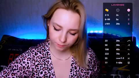 Snapshot of _pando4ka_ chatting on March 9, 8:46 pm pando4ka online show from March 9, 8:46 pm