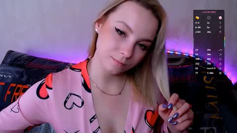 Snapshot of _pando4ka_ chatting on March 16, 8:18 am pando4ka online show from March 16, 8:18 am