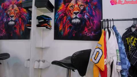 Kevin  online show from November 4, 11:09 am