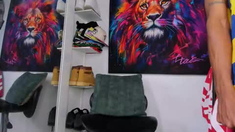 Kevin  online show from February 3, 5:51 pm