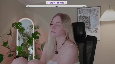 Snapshot of _penisflytrap_ chatting on September 9, 4:01 am Viktoria online show from September 9, 4:01 am