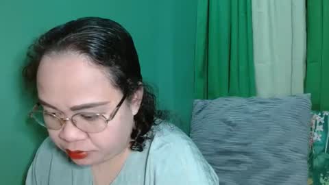 Snapshot of _pinayglamourbum_143xxx_ chatting on March 17, 5:33 am Pinaylovelybum online show from March 17, 5:33 am