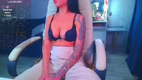 Ilona online show from May 14, 8:10 am