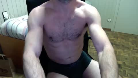 Snapshot of _pornstar_boy chatting on December 16, 6:16 pm Sexy Daddy online show from December 16, 6:16 pm
