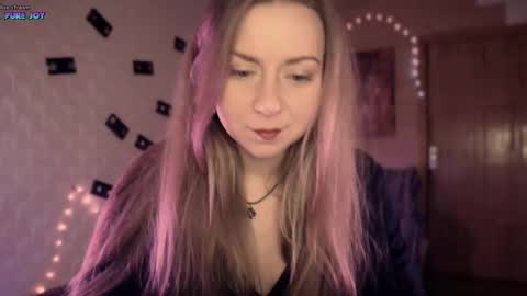 Snapshot of _pure_joy chatting on February 21, 8:38 pm Joy online show from February 21, 8:38 pm