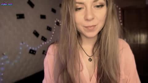 Snapshot of _pure_joy chatting on February 25, 11:33 pm Joy online show from February 25, 11:33 pm