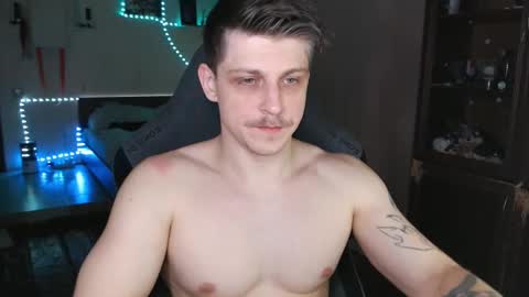 Snapshot of _purrari chatting on March 10, 12:18 am Vampire online show from March 10, 12:18 am