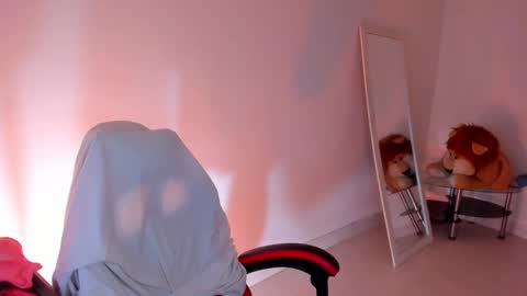 Snapshot of _rachell1 chatting on October 18, 11:33 am Stefany online show from October 18, 11:33 am