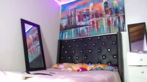 Samara Romero online show from August 3, 10:35 pm