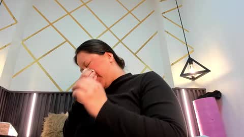 rebecca online show from March 4, 12:49 am