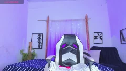 Snapshot of _redmoon chatting on October 5, 6:50 pm Moon online show from October 5, 6:50 pm