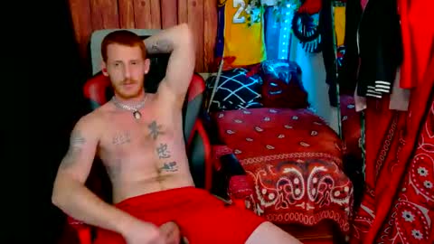 Snapshot of _redxxx chatting on March 27, 9:58 pm REDxxx online show from March 27, 9:58 pm