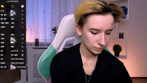 Rein online show from May 12, 3:53 pm