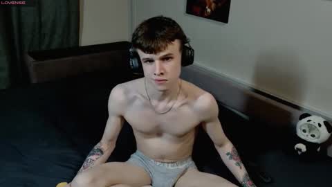 Snapshot of _reisy_ chatting on March 30, 7:48 pm Reisy online show from March 30, 7:48 pm