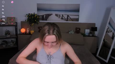 I am Rina online show from January 28, 1:05 pm