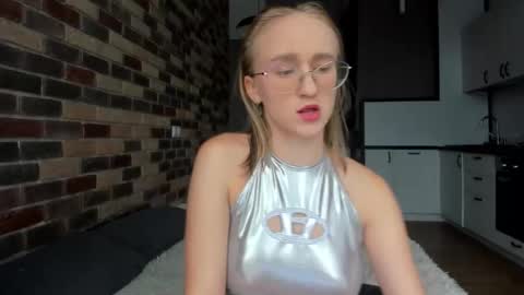 Snapshot of _ruby_kim chatting on October 25, 10:45 am Ruby online show from October 25, 10:45 am