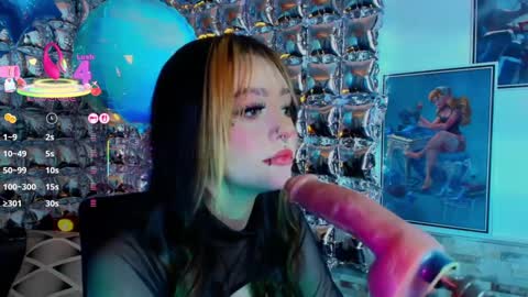 Snapshot of _sakura_sweet chatting on September 25, 12:25 am Zacura online show from September 25, 12:25 am