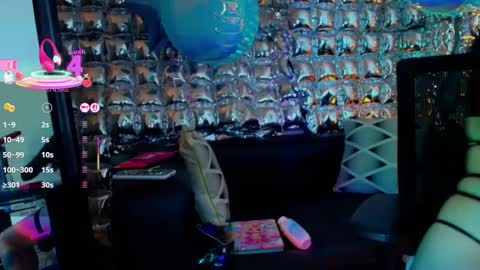 Snapshot of _sakura_sweet chatting on October 3, 11:24 pm Zacura online show from October 3, 11:24 pm