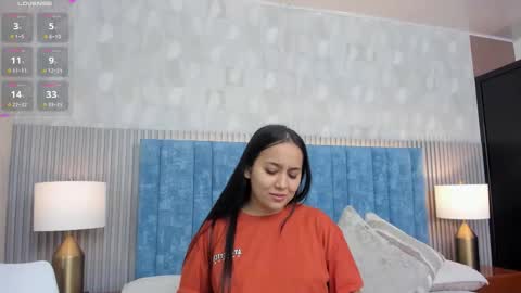 Snapshot of _sammy_fit chatting on September 22, 12:29 pm Antonella online show from September 22, 12:29 pm