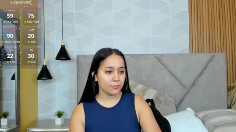 Snapshot of _sammy_fit chatting on March 16, 12:20 pm Antonella online show from March 16, 12:20 pm