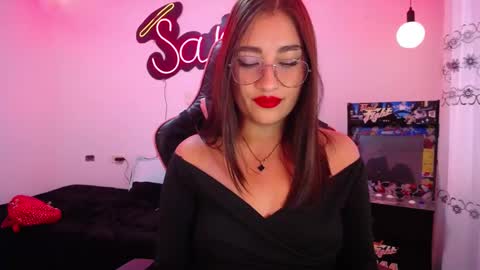  SantaLove  online show from February 20, 9:20 pm