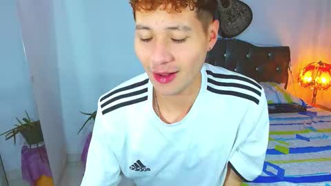 Snapshot of _santi2 chatting on March 21, 3:11 am santi online show from March 21, 3:11 am