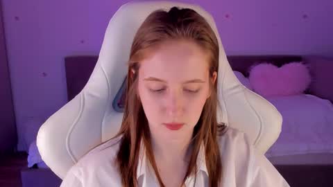 Snapshot of _secretelly_ chatting on November 15, 5:05 am _secretelly_ online show from November 15, 5:05 am