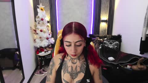 Selene online show from December 10, 4:49 pm