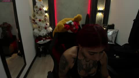 Selene online show from December 21, 5:40 pm