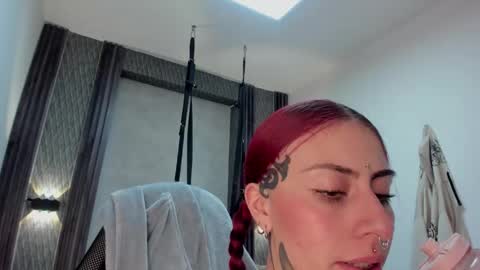 Selene online show from March 2, 5:19 am