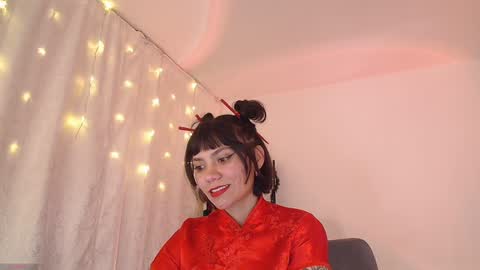 Laura online show from January 4, 6:30 am