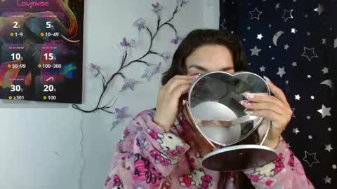 Snapshot of _serendepia_ chatting on March 19, 6:28 am Serendipia online show from March 19, 6:28 am