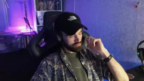 Snapshot of _serious_man chatting on September 22, 7:05 pm Ask me online show from September 22, 7:05 pm