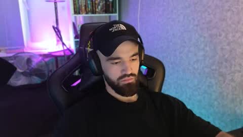 Snapshot of _serious_man chatting on October 5, 2:59 pm Ask me online show from October 5, 2:59 pm