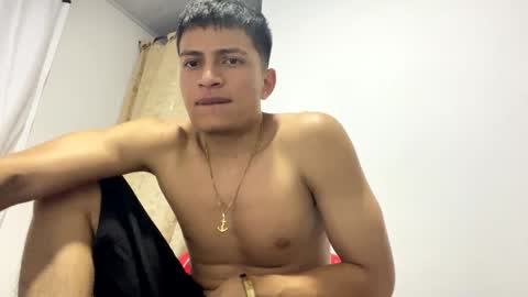 Juan Pablo-independent model online show from December 23, 8:11 am