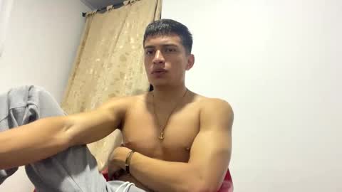 Juan Pablo-independent model online show from December 26, 5:37 am