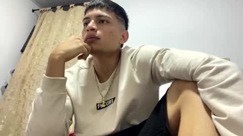 Juan Pablo-independent model online show from December 27, 4:36 am