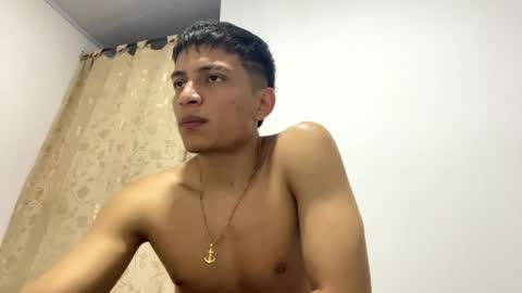Juan Pablo-independent model online show from December 31, 3:12 am