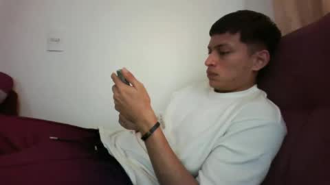 Juan Pablo-independent model online show from February 26, 6:43 pm